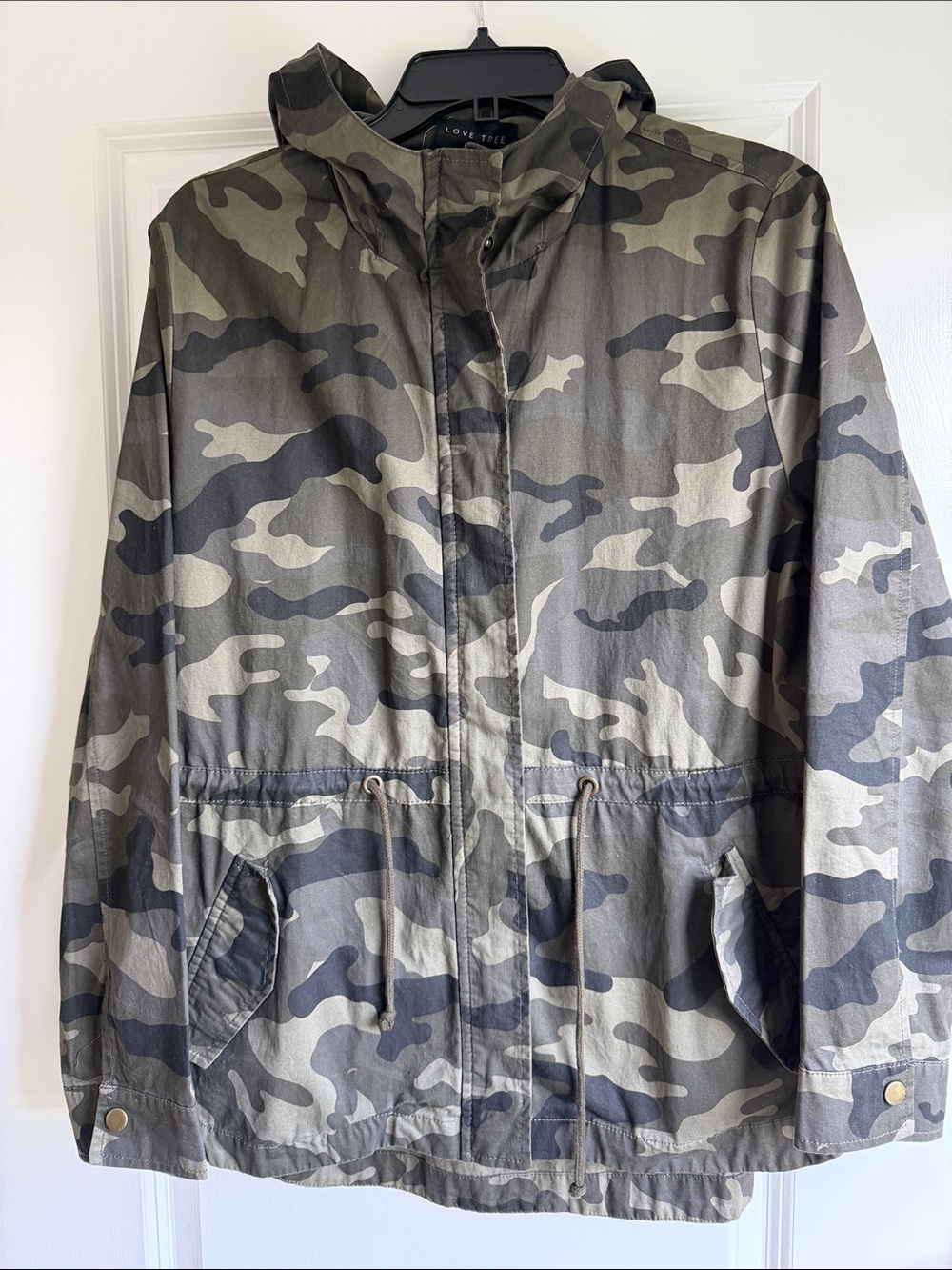 Love Tree Camouflage Hooded Jacket - Olive, Gray, Black